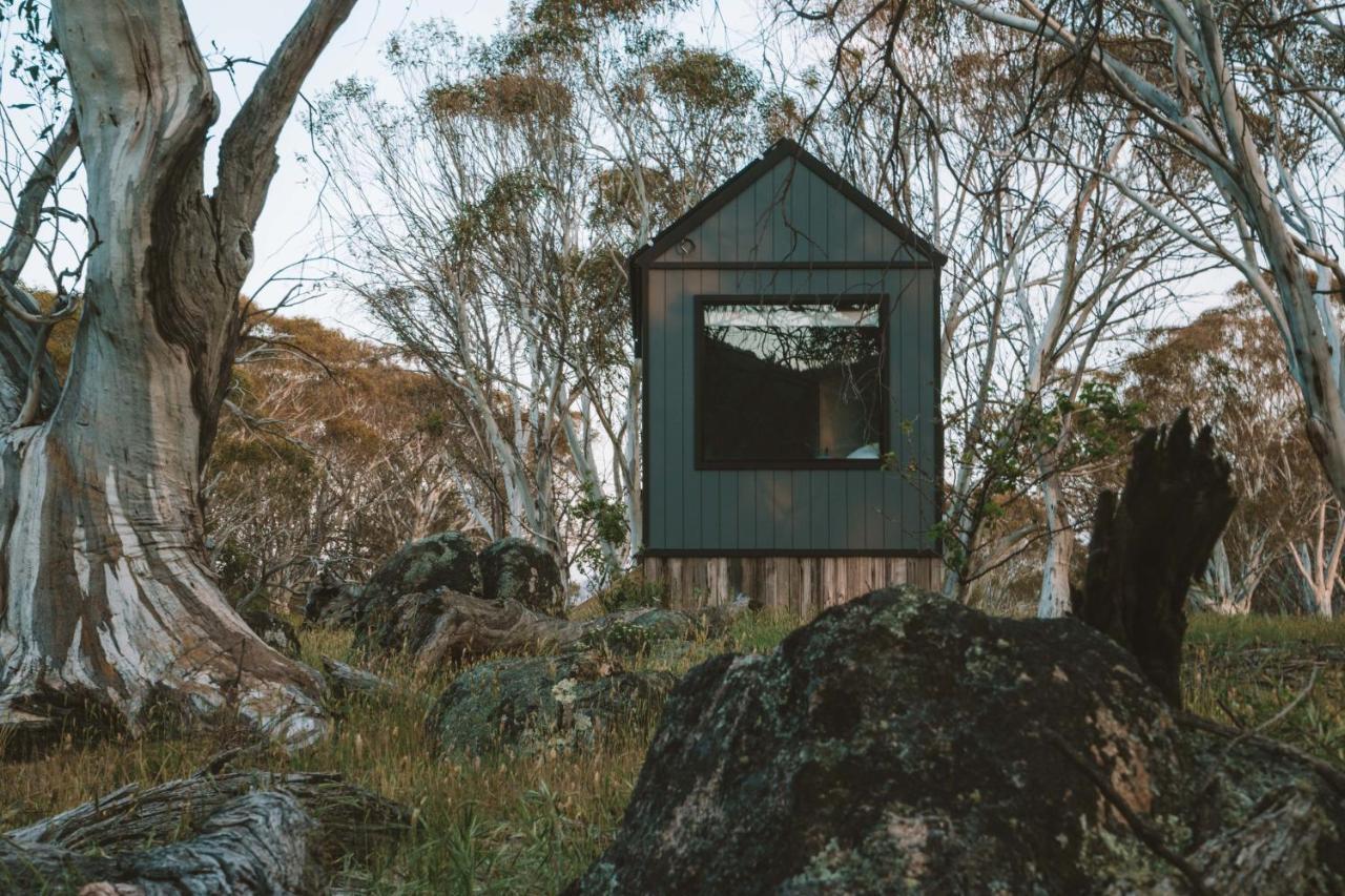 Big Yard Escapes - Two Off-Grid Tiny Houses On The Mowamba River Джиндабайн Екстер'єр фото